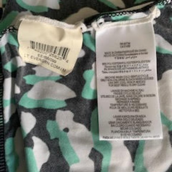 BCBG Maxazria Flattering Wrap Dress - Picture 5 of 6